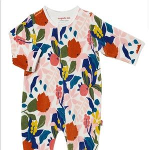 Magnetic me NWOT 3-6 month